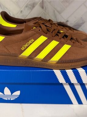 adidas München Brown Suede Sneakers with Yellow Stripes